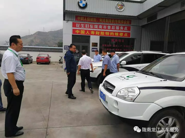 金錘鈑金，銀槍噴漆！龍江汽修值得信賴(lài)！