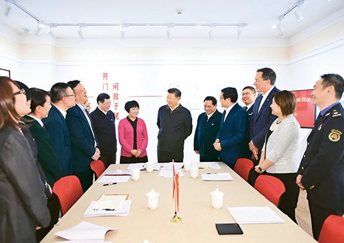 習近平：堅持、完善和發(fā)展中國特色社會主義國家制度 與法律制度